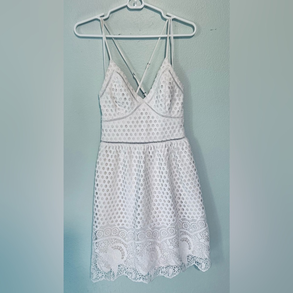 Abercrombie & Fitch White Spaghetti Strap Crochet Mini Sundress Size ST - Picture 3 of 13